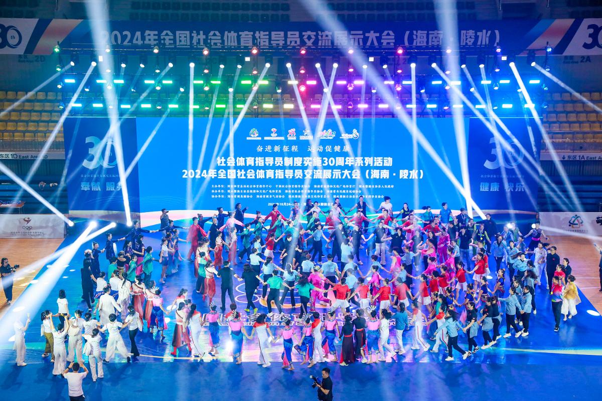 拉齐奥球迷抗议俱乐部导致球场空荡荡，洛蒂托：我不接受威胁